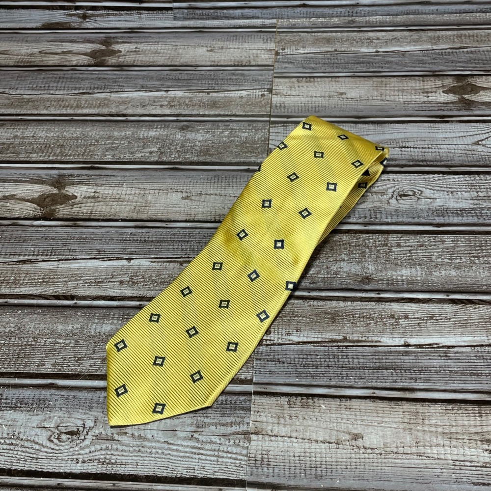 Brooks Brothers NWT Gold Diamond Pattern‎ Necktie Made in USA